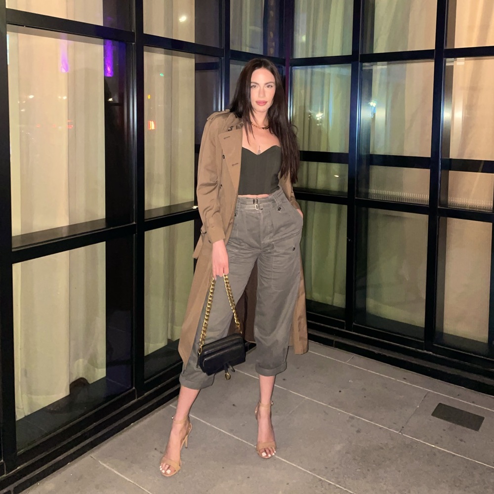 Meet your Posher, Erica